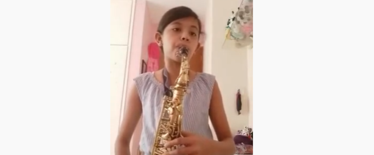 933_Recrea-y-comparte_Lecciones-de-saxofon